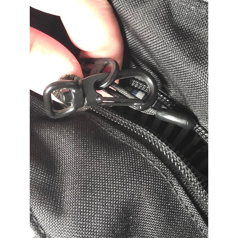 Pacsafe Tote Bag One Size Black Fair Slingsafe LX-series
